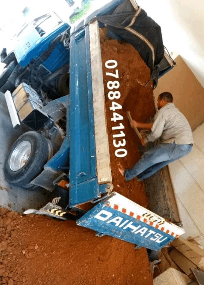 تراب+احمر+نظيف+للزراعه+2+متر+3+متر+داخل+عمان+